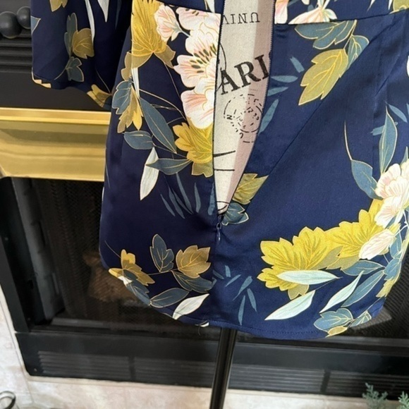 Flawless Satiny Top with Tie on the Side - Picture 6 of 16